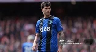 Marcos Senesi Jadi Rebutan Chelsea, Liverpool, dan Manchester United