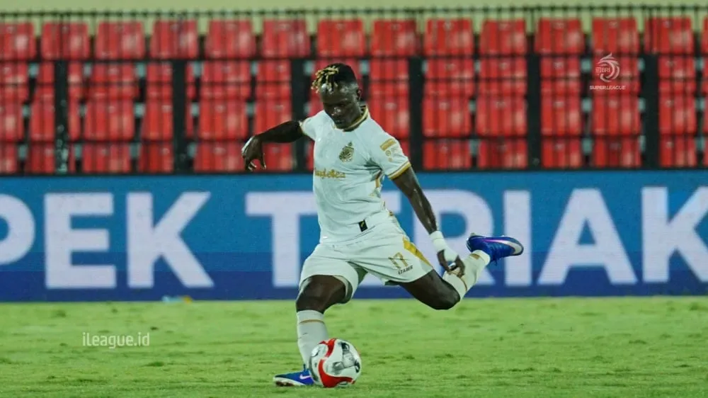 Moussa Sidibe Bersinar di Bhayangkara FC Berkat Kerja Keras Tim - sumber: (ileagueid)