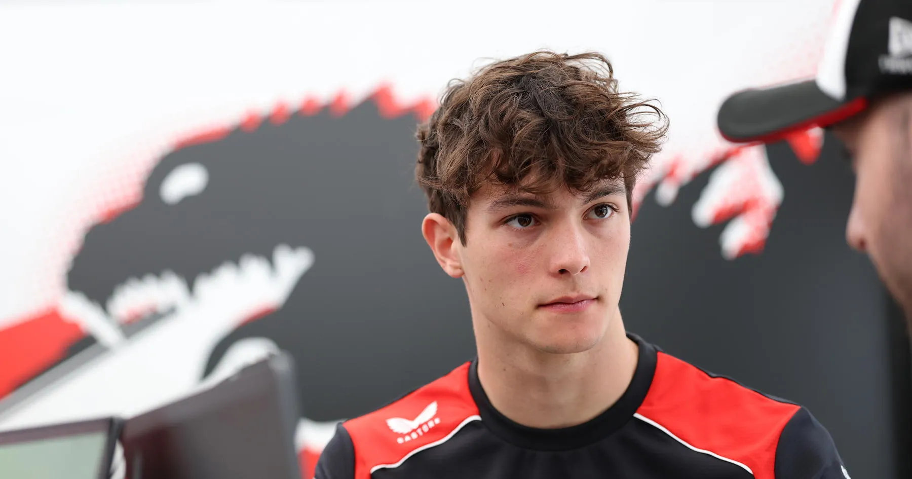 Oliver Bearman Beri Kabar Kesehatan Usai Kecelakaan 50G - sumber: (racingnews365)