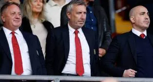 Pelatih Muda Terbaik Dunia Tertarik Tangani Manchester United, Pesaing Serius Carrick