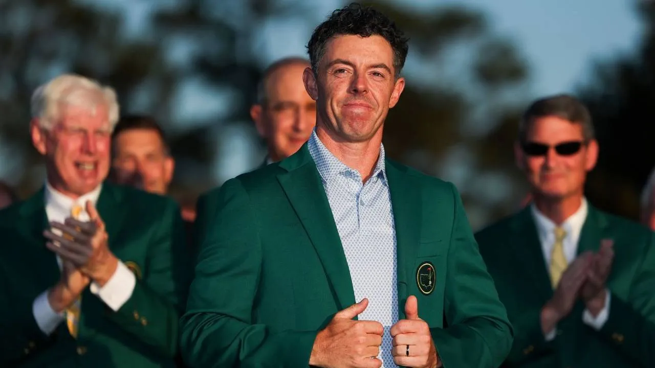 Keberhasilan mempertahankan gelar di Augusta semakin mengukuhkan posisi Rory McIlroy di jajaran elite golf dunia. (Foto: Golf Digest)