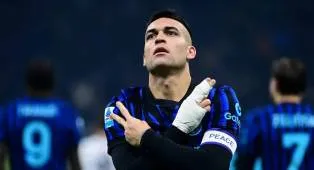 Tim Medis Inter Milan Terus Memantau Kondisi Lautaro Martinez dan Bisseck