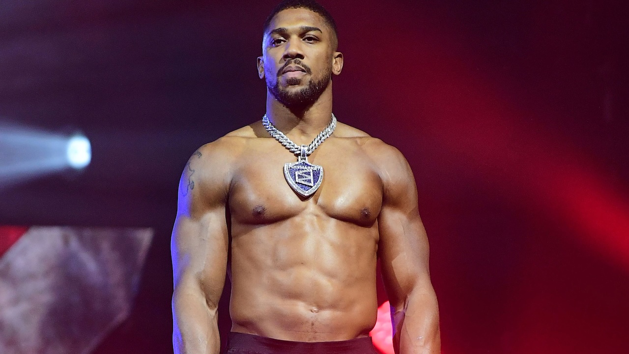 Usyk Prediksi Anthony Joshua Kalahkan Fury dalam Duel Besar