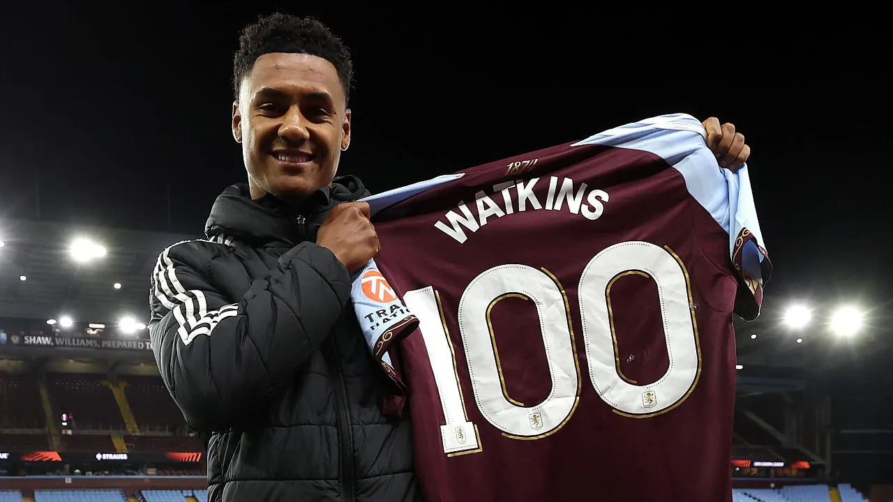 Akhirnya 100 Gol! Ollie Watkins Nikmati Momen Indah Bersama Aston Villa