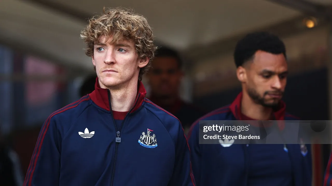 Anthony Gordon Siap Tinggalkan Newcastle demi Liga Champions