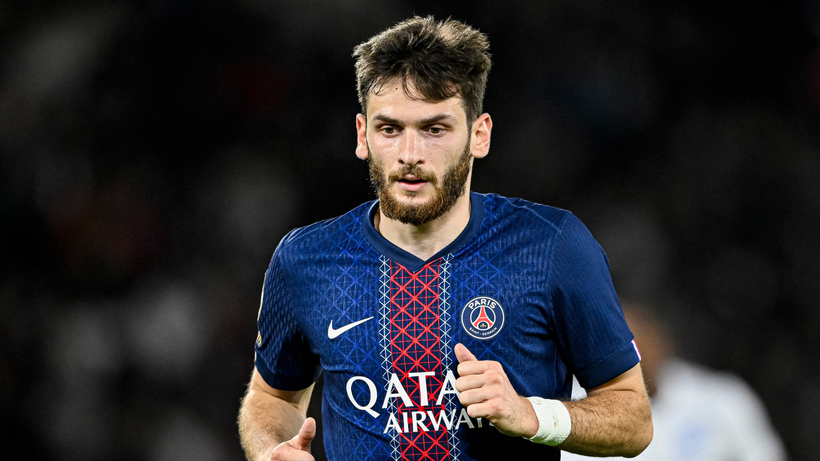 Arsenal Segera Boyong Bintang PSG Khvicha Kvaratskhelia