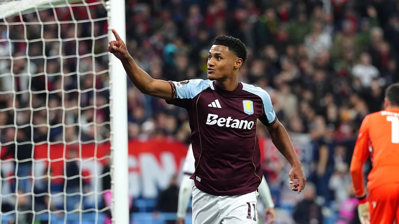 Aston Villa ke Semifinal Liga Europa, Ollie Watkins: Luar Biasa!