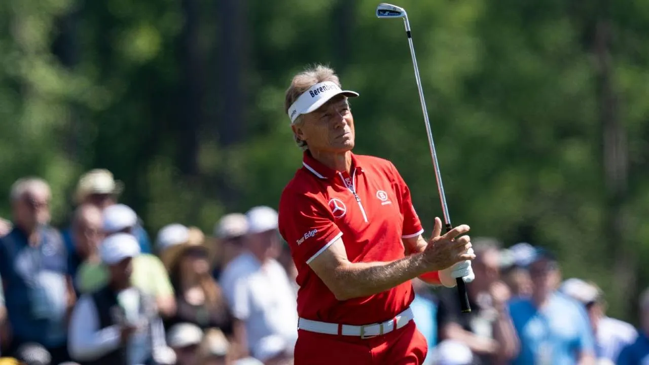 Bernhard Langer berbagi posisi puncak dengan tiga pemain lainnya, yakni Miguel Angel Jiménez, Brian Gay, dan Steve Allan. (Foto: Golf Digest)