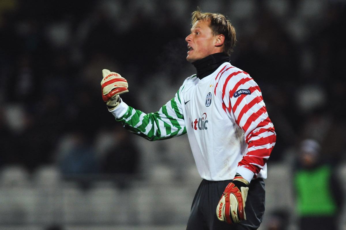 Buffon Sampaikan Pesan Menyentuh dalam Tribute Fiorentina untuk Manninger