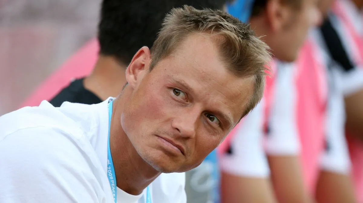 David Seaman Kenang Alex Manninger yang Meninggal Tragis - sumber: (footballlondon)