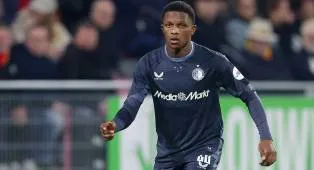 Givairo Read Jadi Rebutan! Man City dan Bayern Siap Adu Cepat