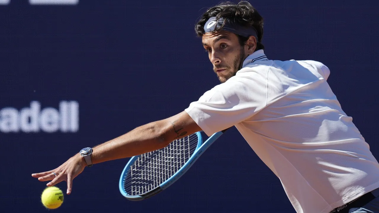 Lorenzo Musetti Segel Tiket Menuju Perempatfinal Di Barcelona