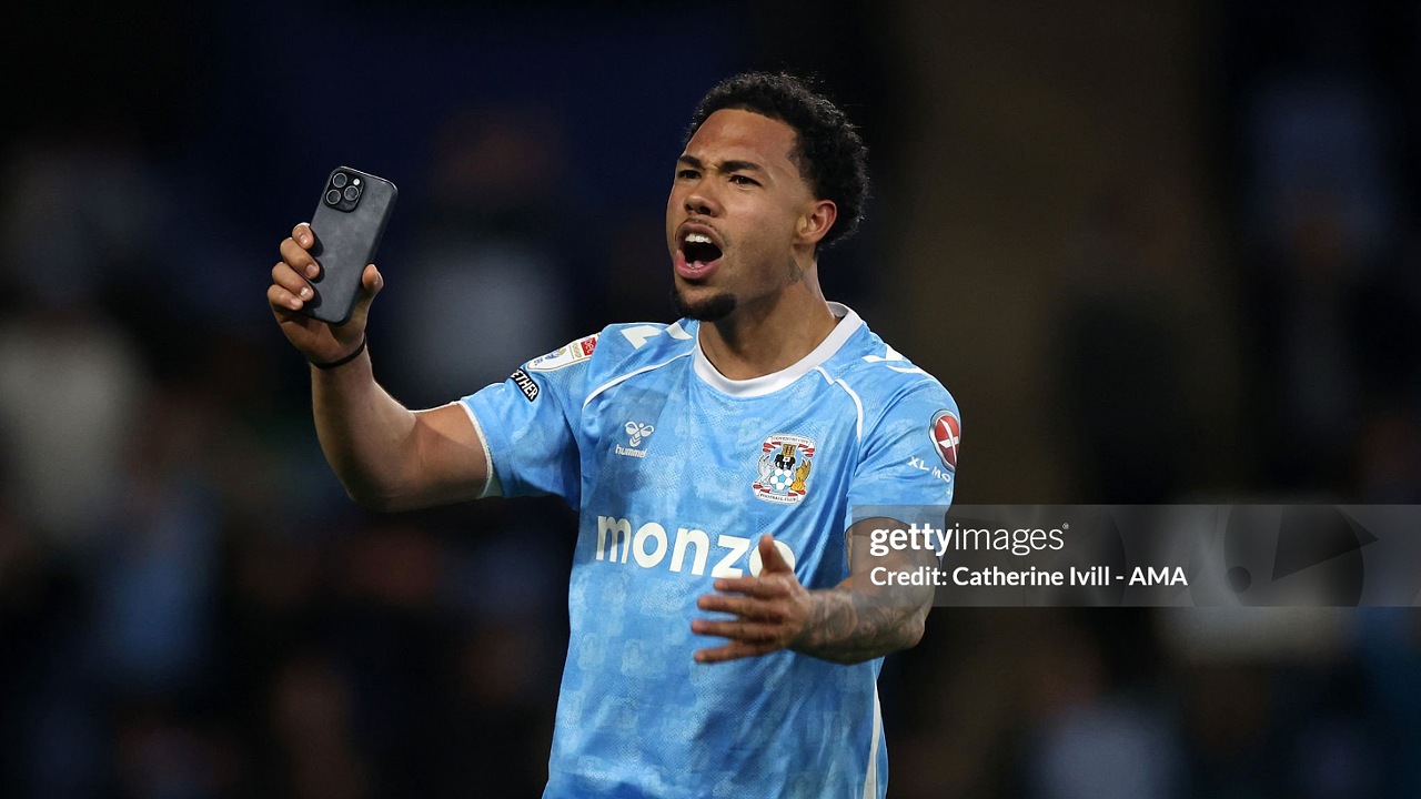 Milan van Ewijk Dilirik Everton dan Crystal Palace