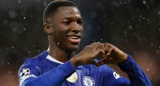 Moises Caicedo Sepakati Kontrak Baru dengan Chelsea hingga 2033