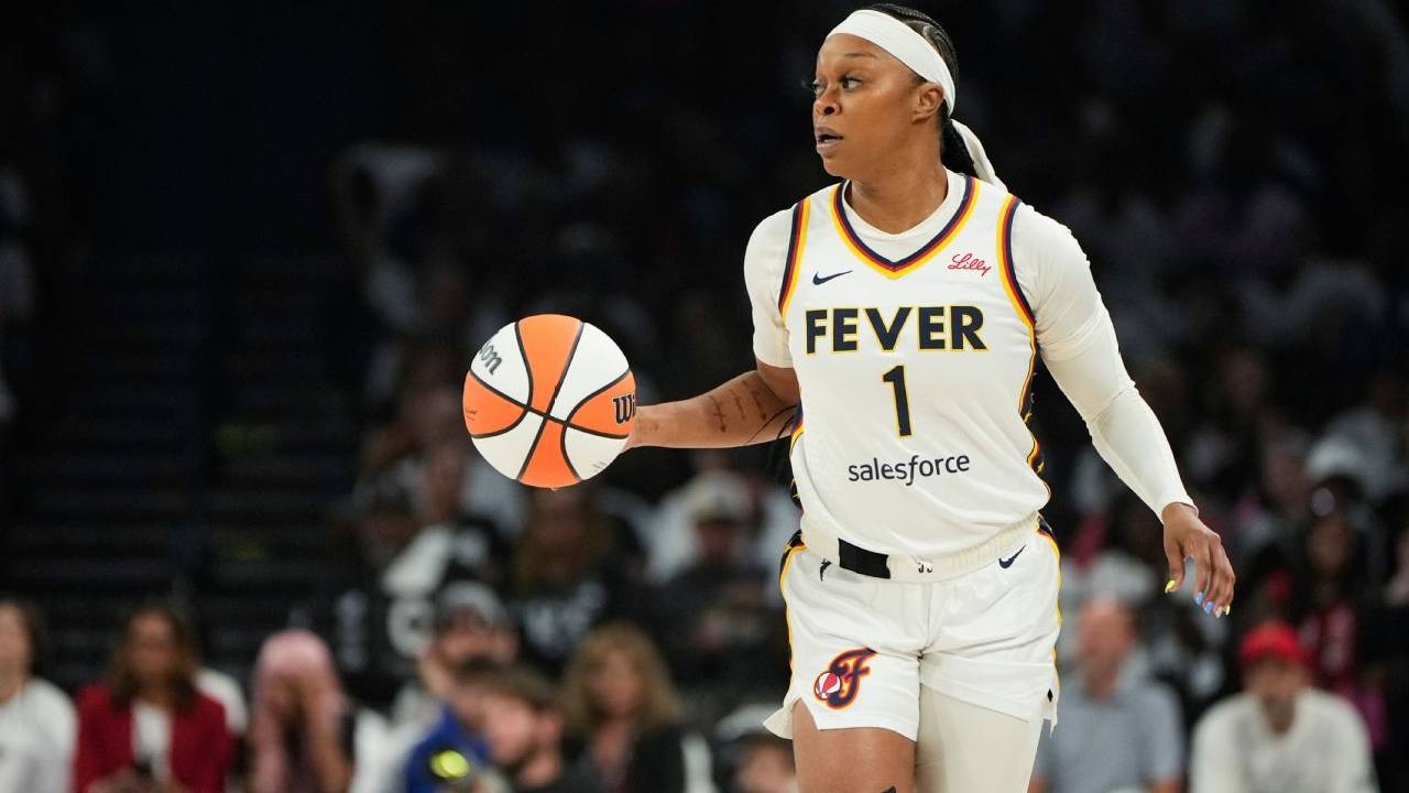 Odyssey Sims Kembali ke Dallas Wings, Teken Kontrak Satu Tahun