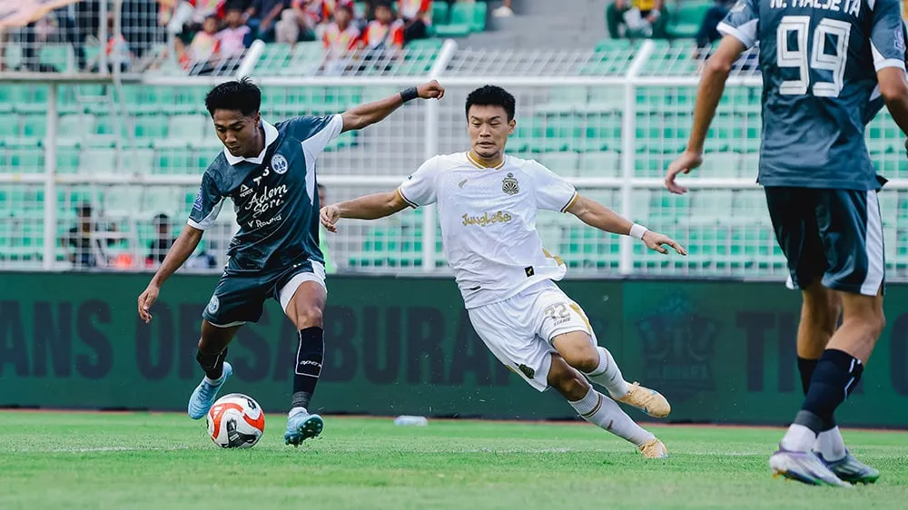Pelatih Van Gastel Puji Performa Babak Pertama PSIM meski Hasil Akhir Mengecewakan - sumber: (ileagueid)