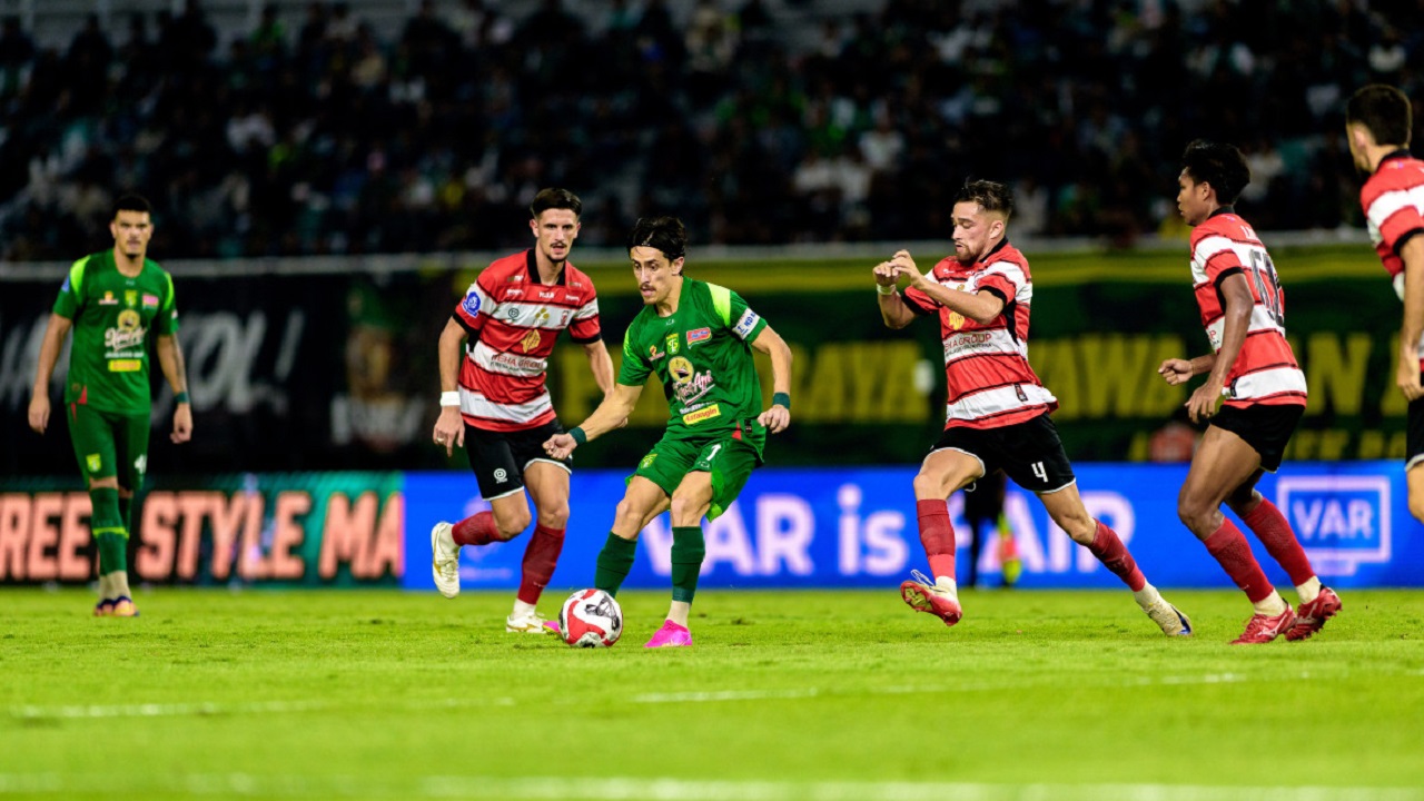 Persebaya Surabaya 1-2 Madura United, Derby Suramadu Milik Tim Tamu