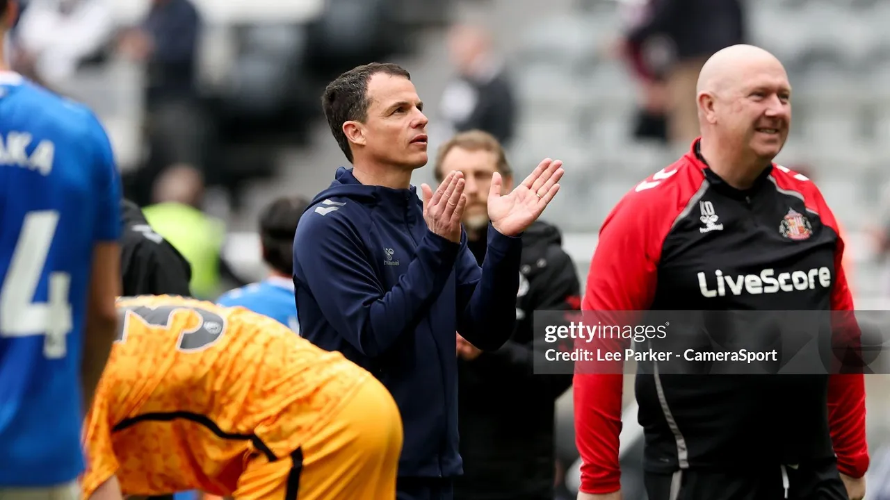 Regis Le Bris Ungkap Tantangan Bangun Skuad Sunderland