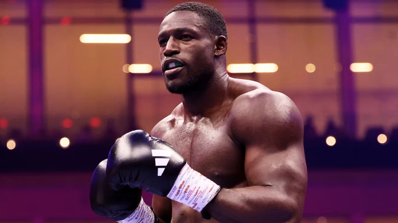 Richard Riakporhe Siap Tantang Pemenang Wardley vs Dubois