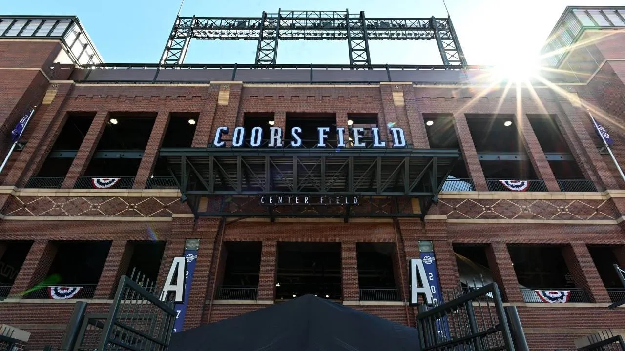 Aktivitas Drone Ilegal di Stadion Coors Field Picu Respons Penegak Hukum