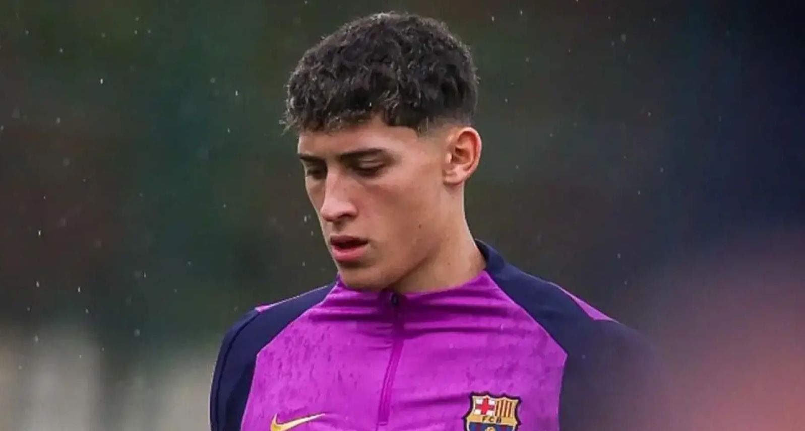 Barcelona Tetapkan Pembelian Bek Kiri 20 Tahun