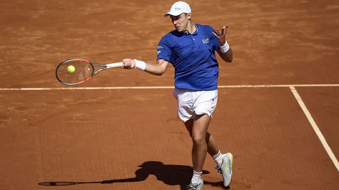 Bertahan Di Barcelona, Hamad Medjedovic Akui Lewati Pekan Terbaik Dalam Karier