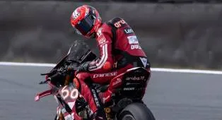 Hasil Race 1 WSBK Belanda: Nicolo Bulega Belum Terkalahkan