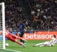 Inter Milan Pesta Gol, Thuram dan Barella Bawa Kemenangan Telak atas Cagliari