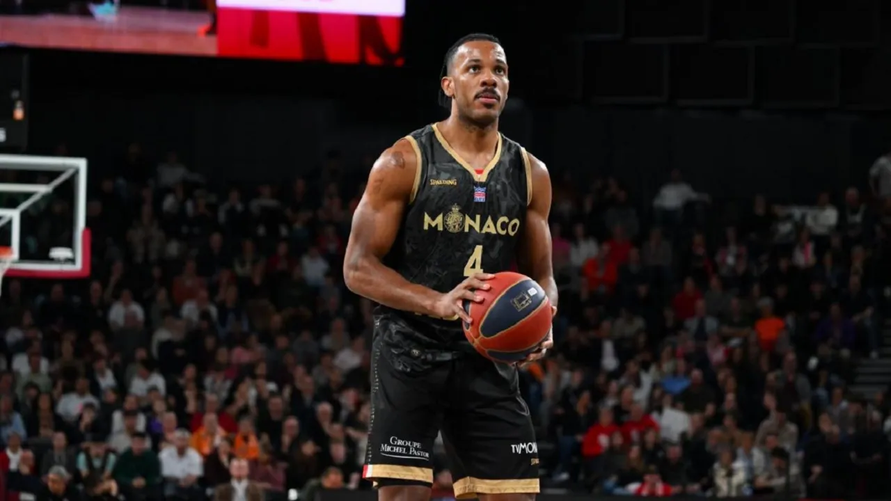 Jaron Blossomgame siap menghadapi Panathinaikos di play-in.