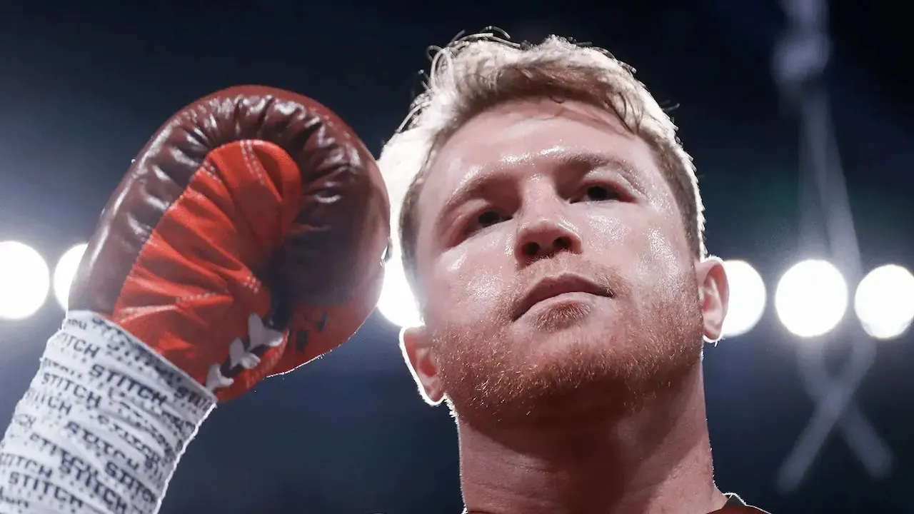 Kembali ke Super Middleweight, Canelo Alvarez Pilih Lawan Baru