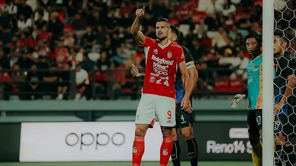Kopitovic Optimis Bali United Mampu Tumbangkan Malut United - sumber: (ileagueid)