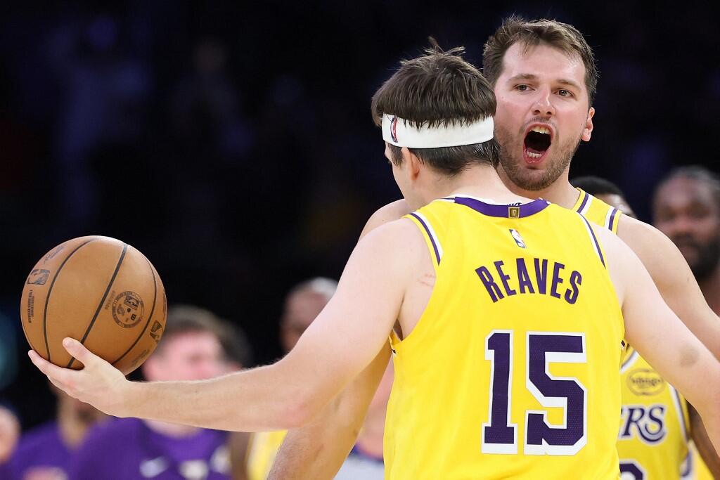 Lakers Tanpa Harapan Doncic & Reaves di Playoff Awal