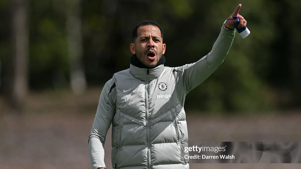 Liam Rosenior Targetkan Chelsea Sempurna di 6 Laga Sisa