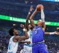 Magic Tumbangkan Hornets, Tantang Pistons di Playoff NBA