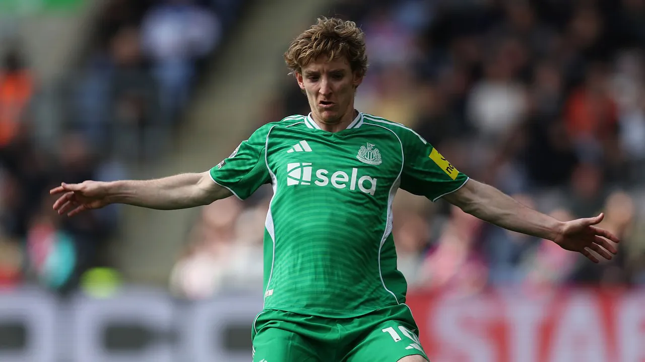 Masa Depan Anthony Gordon Disorot, Shearer: Kalau Tak Komit, Jual Saja