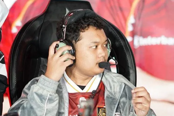 MPL ID S17 W4: Geek Takluk, El Familia Menang - sumber: (ggwp)