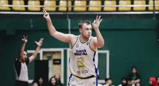 Satya Wacana Salatiga Pecundangi Bogor Hornbills