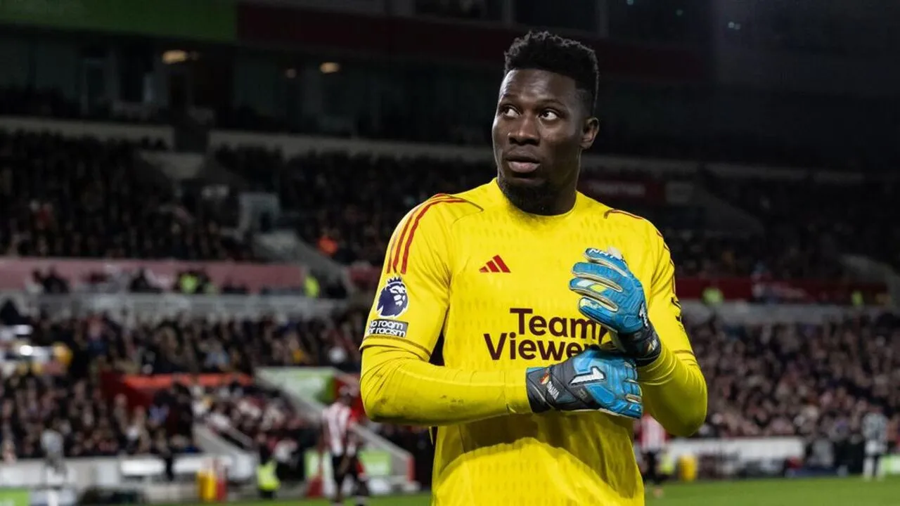 Van der Sar Bela Andre Onana Meski Dibuang Manchester United