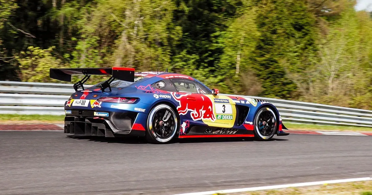 Audi Menangi Balapan Nurburgring, Verstappen Gagal Juara - sumber: (racingnews365)