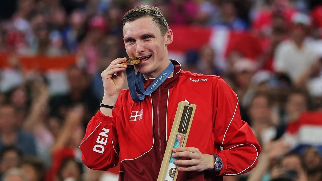 Bagaimana Tranformasi Viktor Axelsen Menjadi Sang Penakluk dan Juara Sejati?