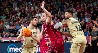 Barcelona Basket Secara Mengejutkan Tumbang Jelang Playoff