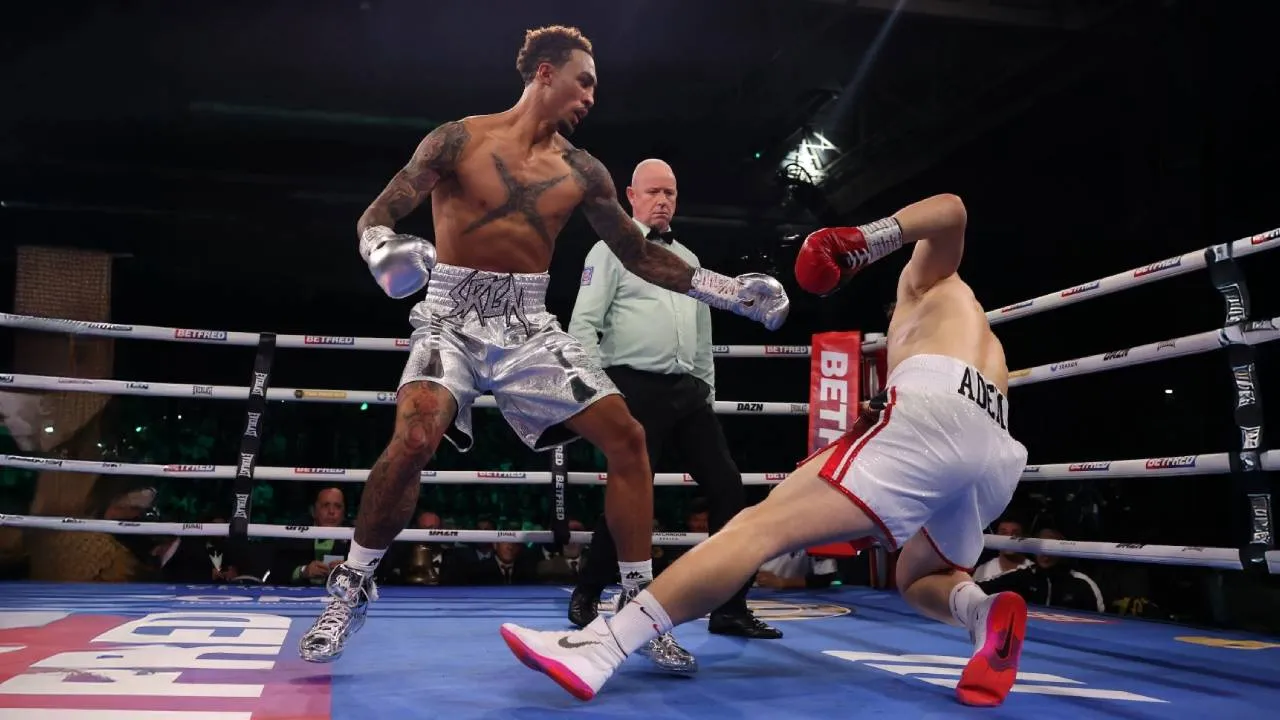 Ben Whittaker Catat KO Kilat Vs Suarez, Siap Lakoni Debut di AS Pada Juni