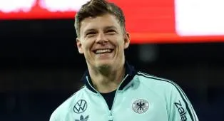 Bikin Leverkusen Catat Rekor Buruk, Pelatih Augsburg Puji Penampilan Finn Dahmen