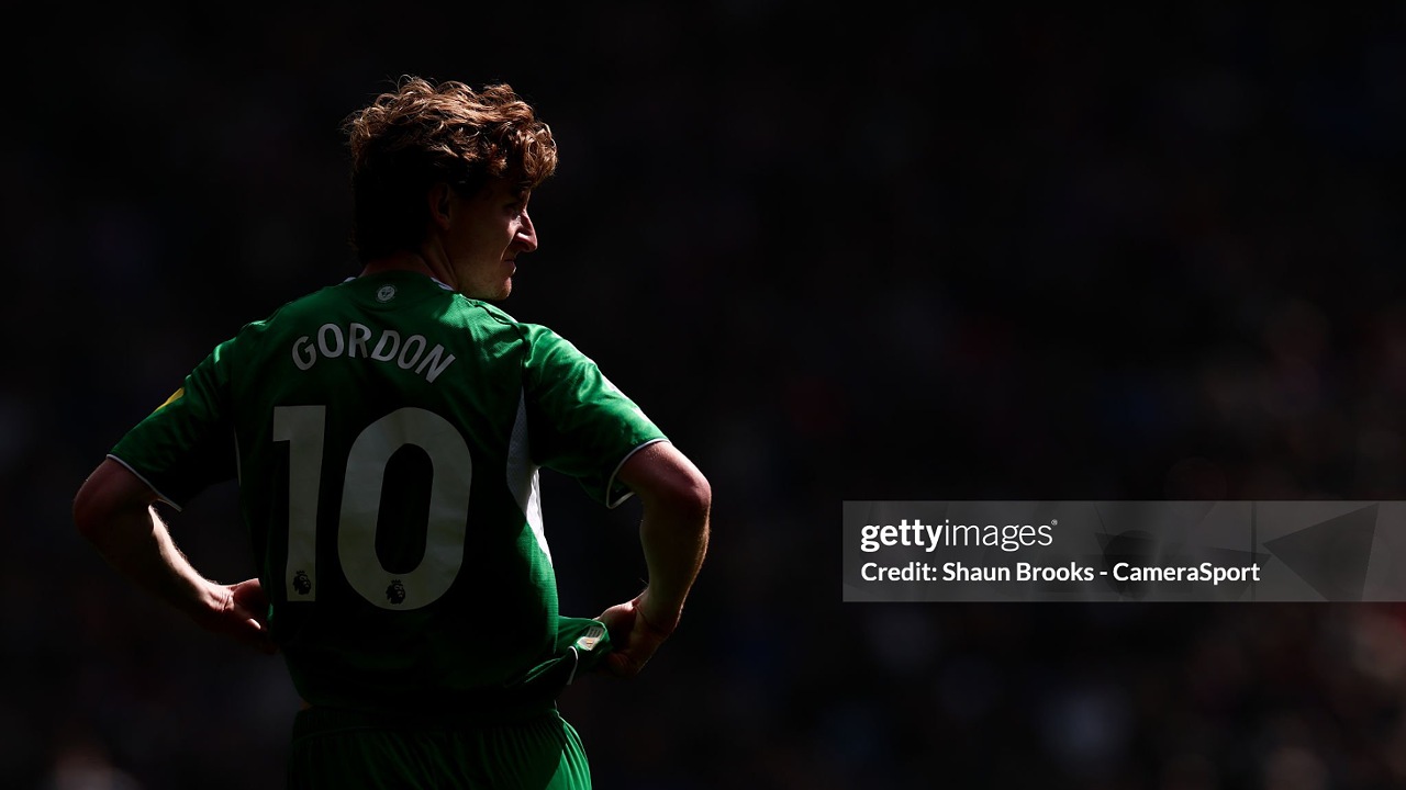 Eddie Howe Pastikan Anthony Gordon Absen karena Cedera