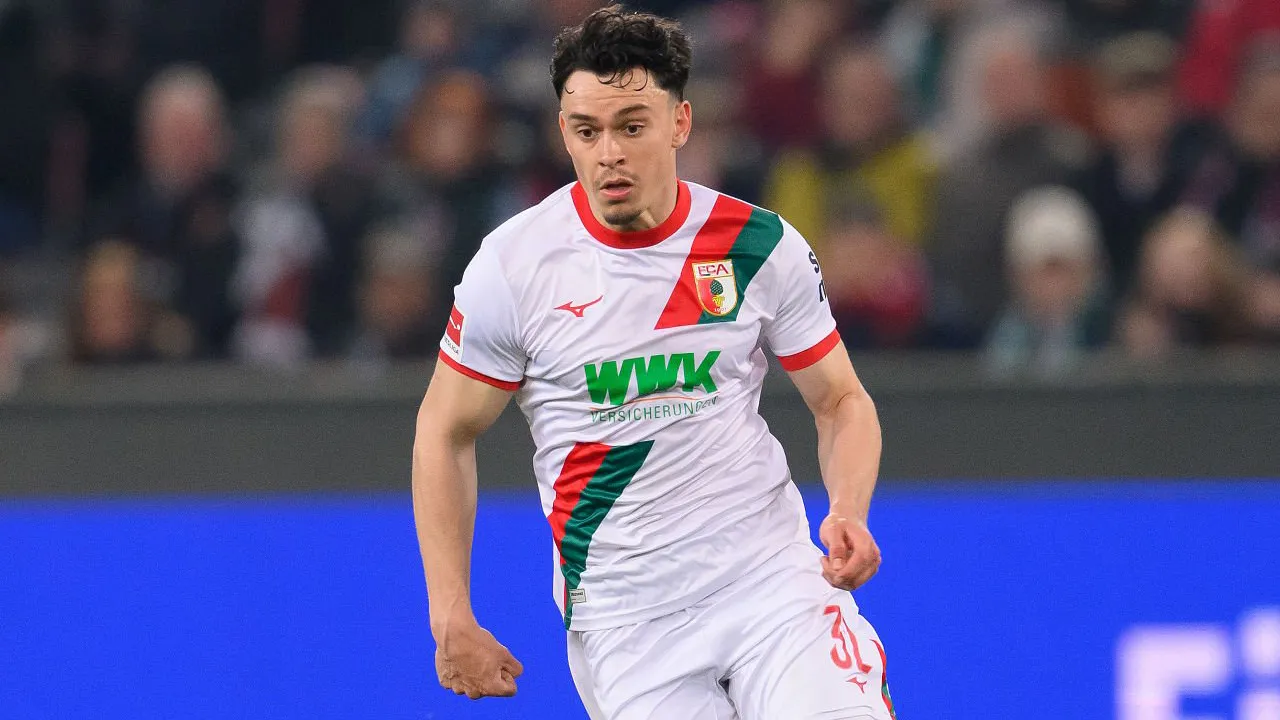 Fabian Rieder Puji Semangat Juang Augsburg Usai Kalahkan Leverkusen