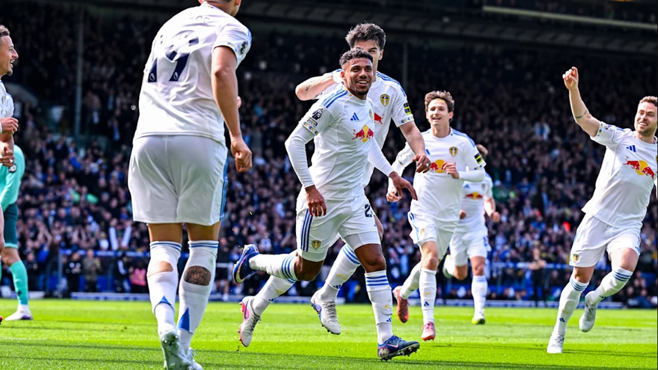 Gol Salto James Justin Buka Kemenangan Leeds, Ini Komentarnya