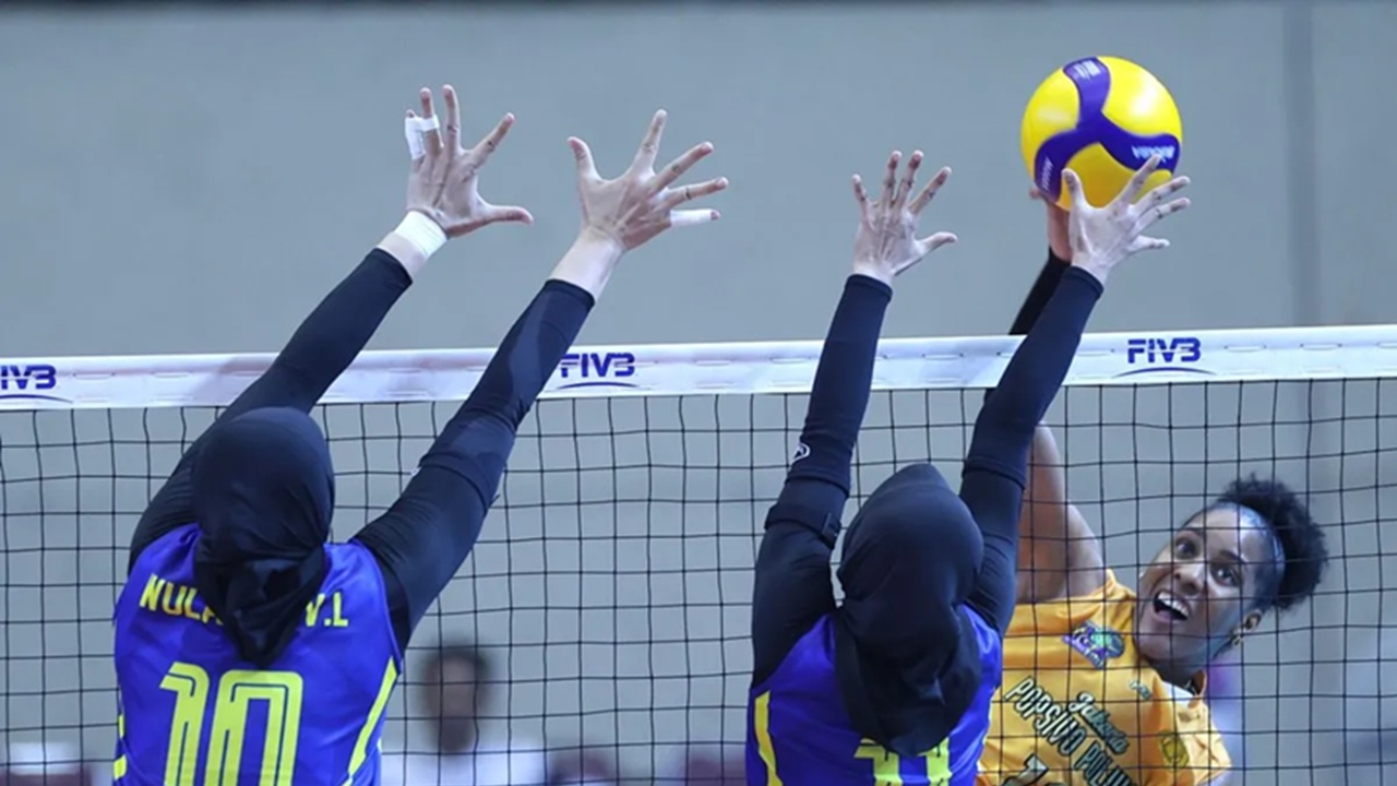 Jakarta Popsivo Polwan Hantam Electric PLN di Laga Formalitas Proliga