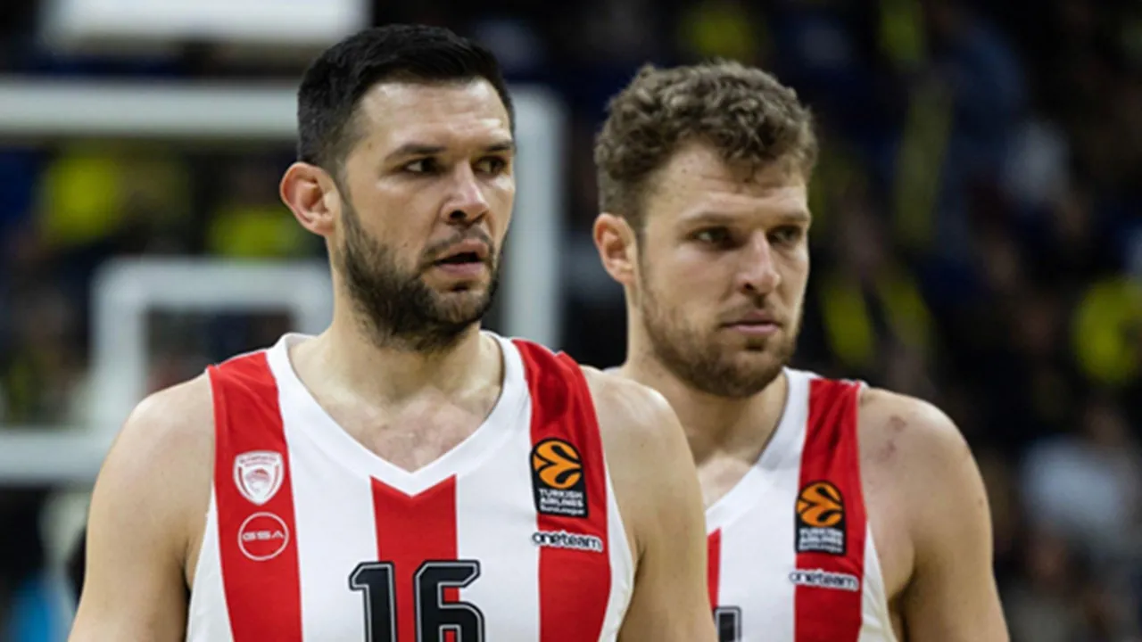 Kostas Papanikolaou Pecahkan Rekor Olympiacos