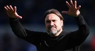 Leeds Dekati Zona Aman, Daniel Farke: Jangan Cepat Puas