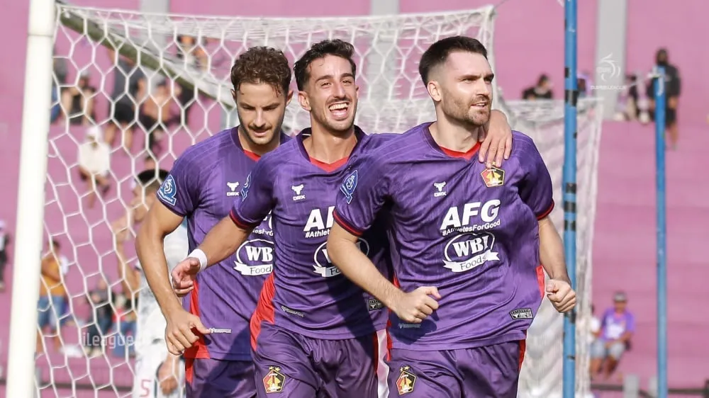 Marcos Reina Apresiasi Performa Pemain Persik dan Persita Setelah Raih Poin Penuh - sumber: (ileagueid)